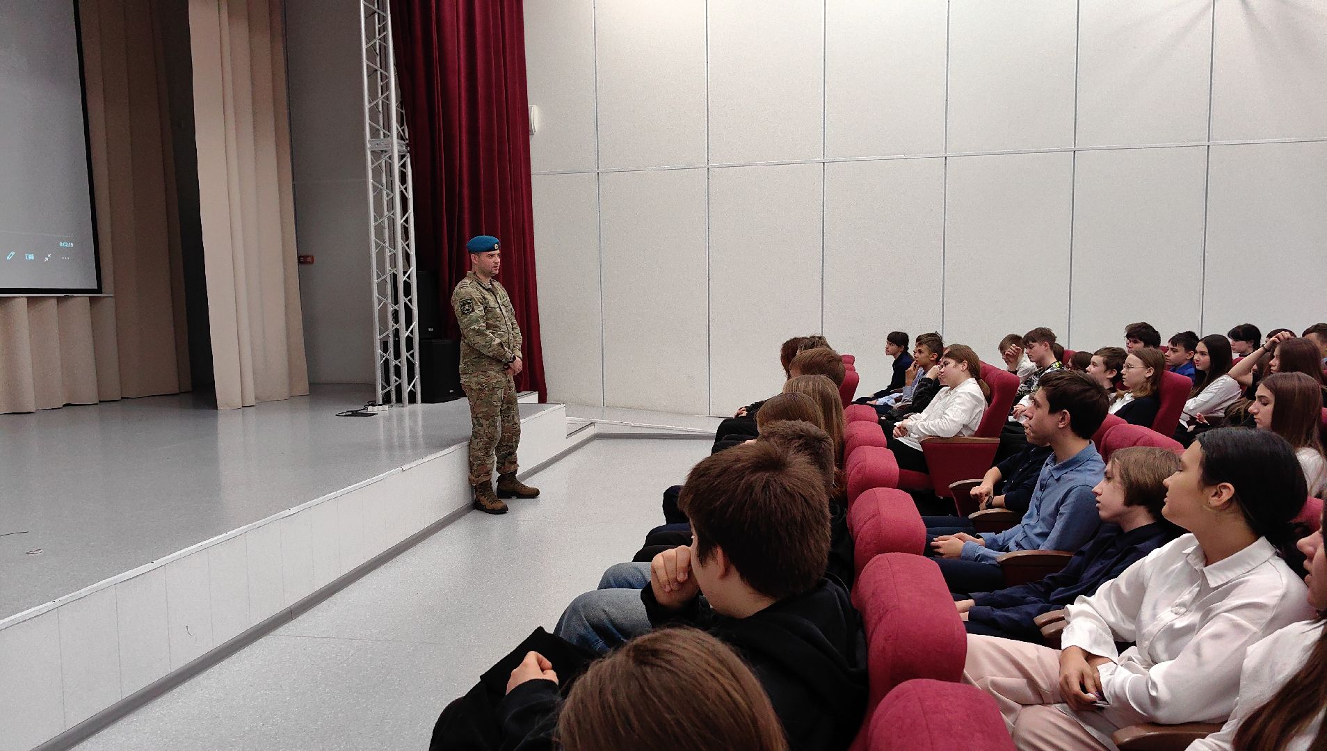 урок мужества, сво, воспитание молодежи, патриотизм , день героев отечества,