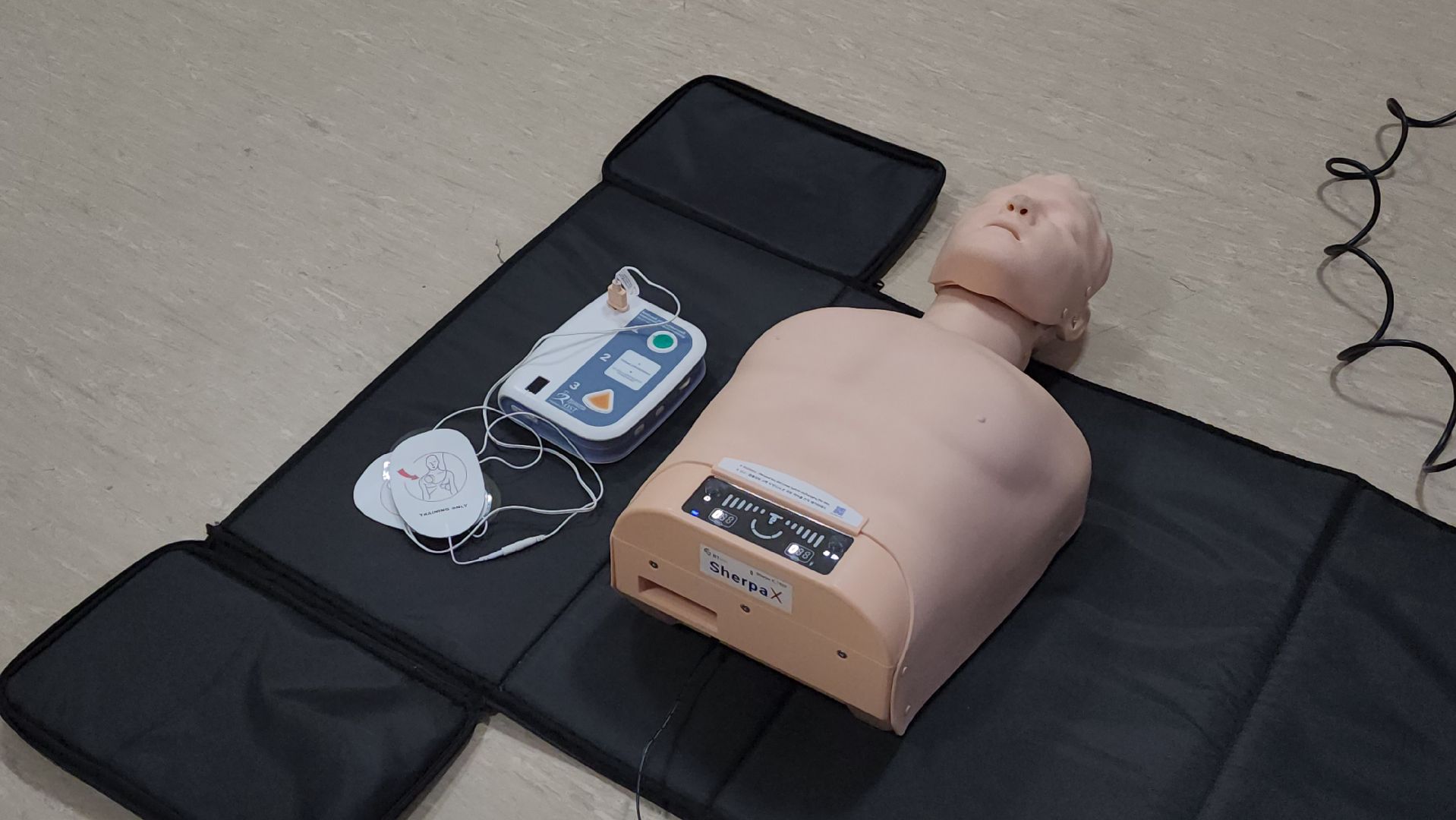 тренинг, поликлиника изумрудные холмы, медицина,