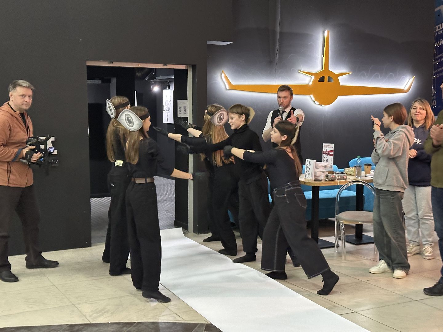 художественная выставка, домодедово, картины,