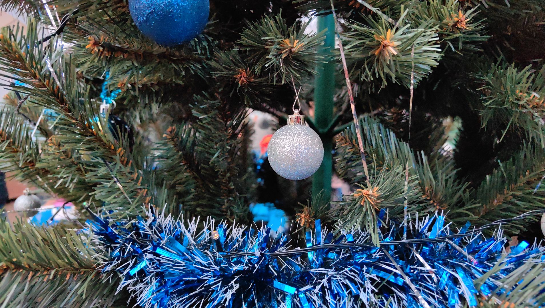 Дед Мороз, снеговик, елка,