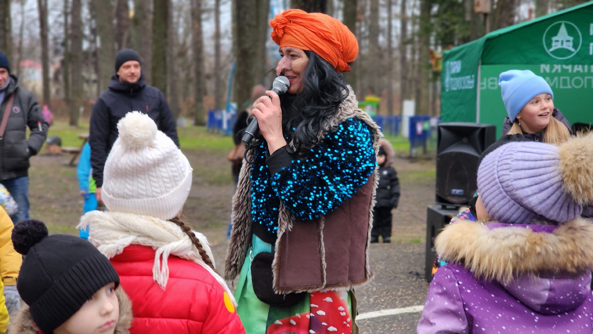 Руза, начало зимнего сезона, Парк городок, барабанное шоу,