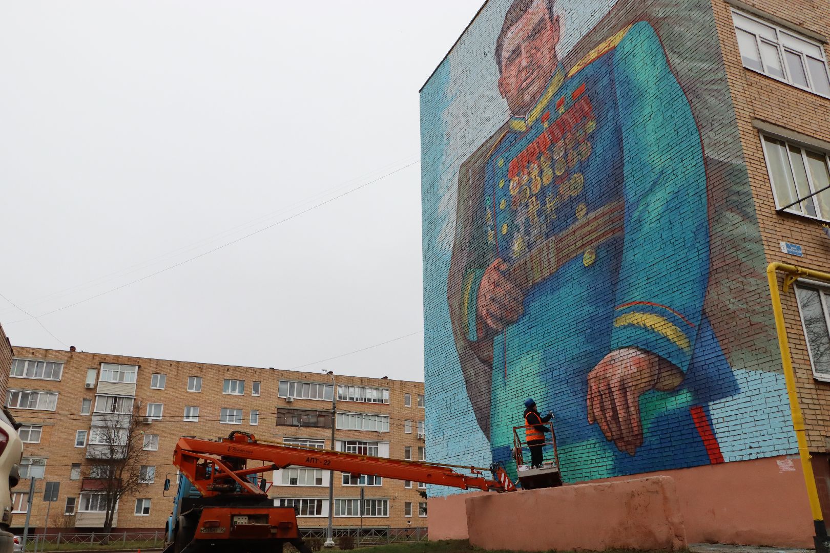 серебряные пруды,  мурал чуйков,  станислав ибрянов,