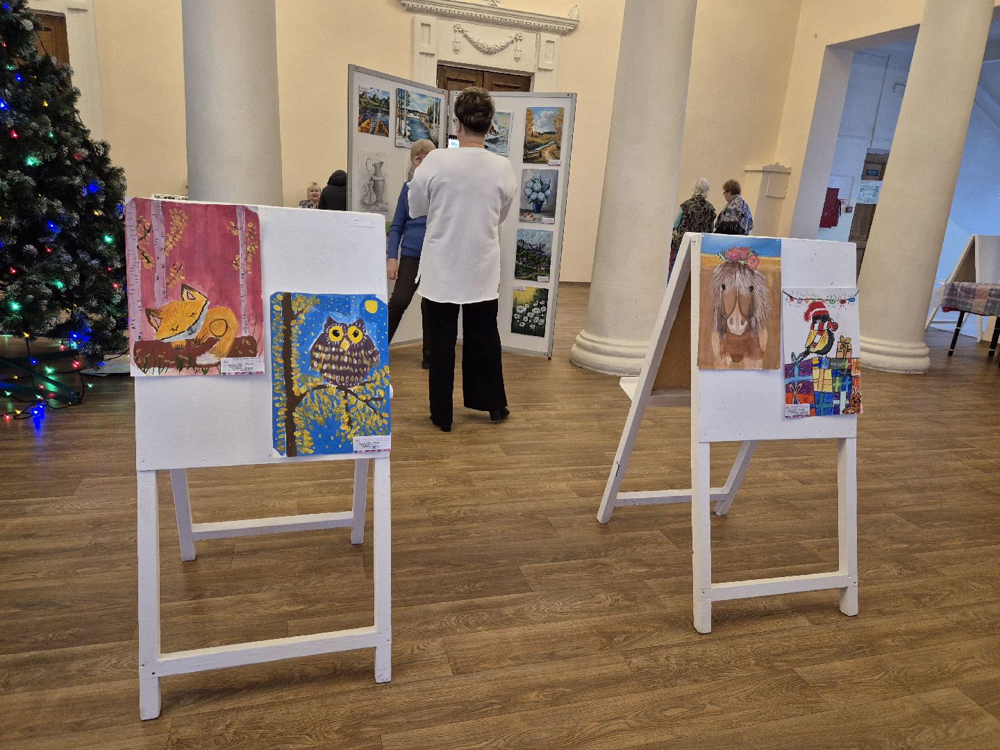 день художника, выставка художников,  орехово-зуевский округ, демиховский дворец культуры,