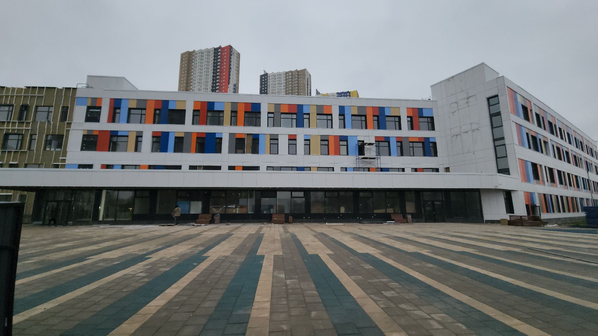 Красногорск , строительство школы,