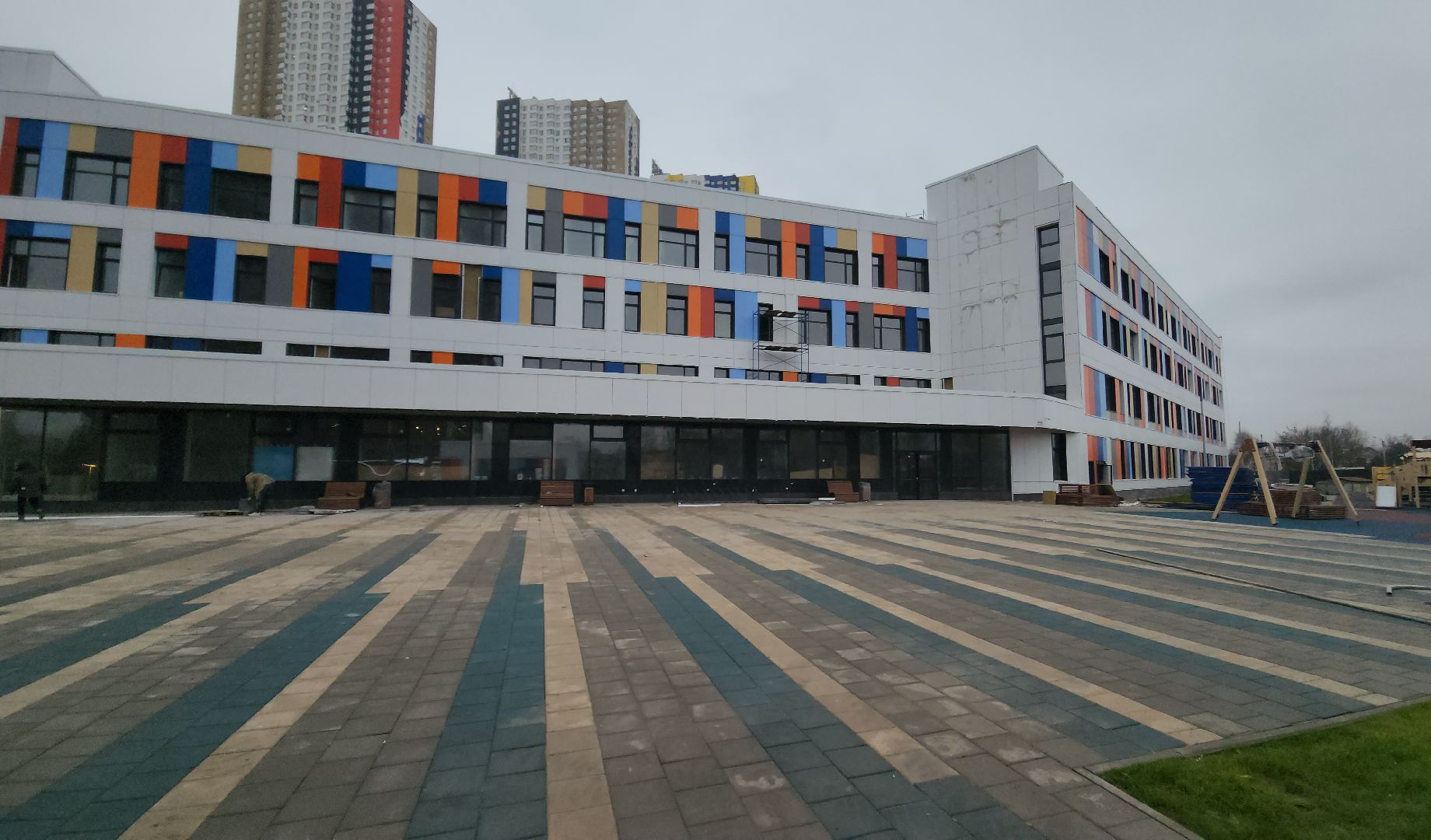 Красногорск , строительство школы,