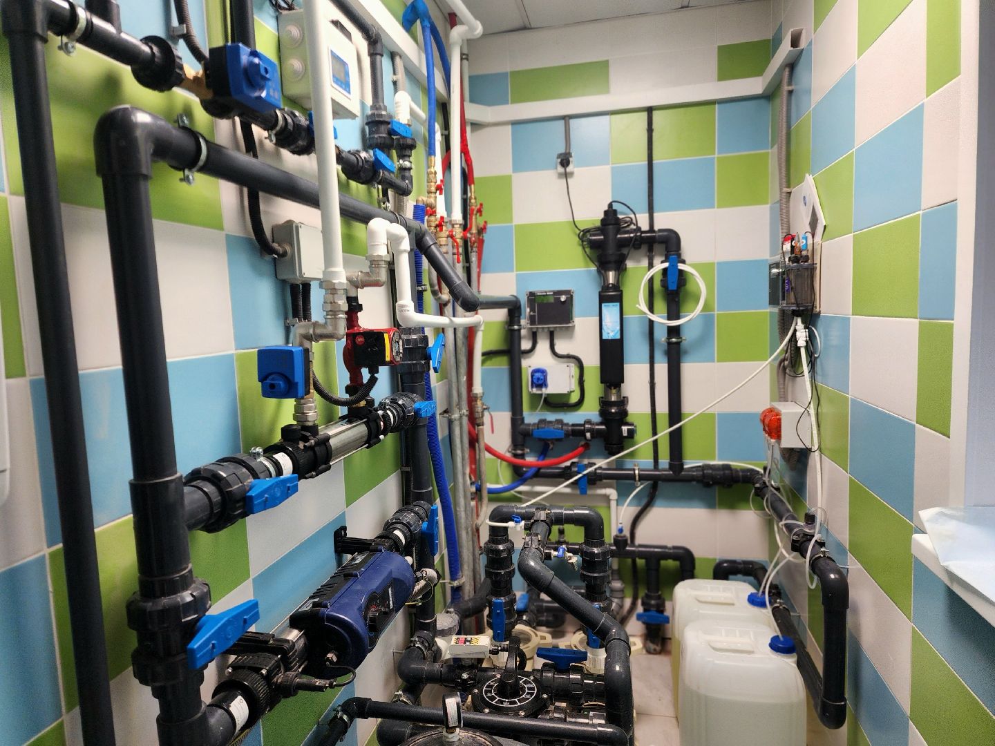 социальная адаптация, бассейн, реабилитационный центр, реабилитация, криа,