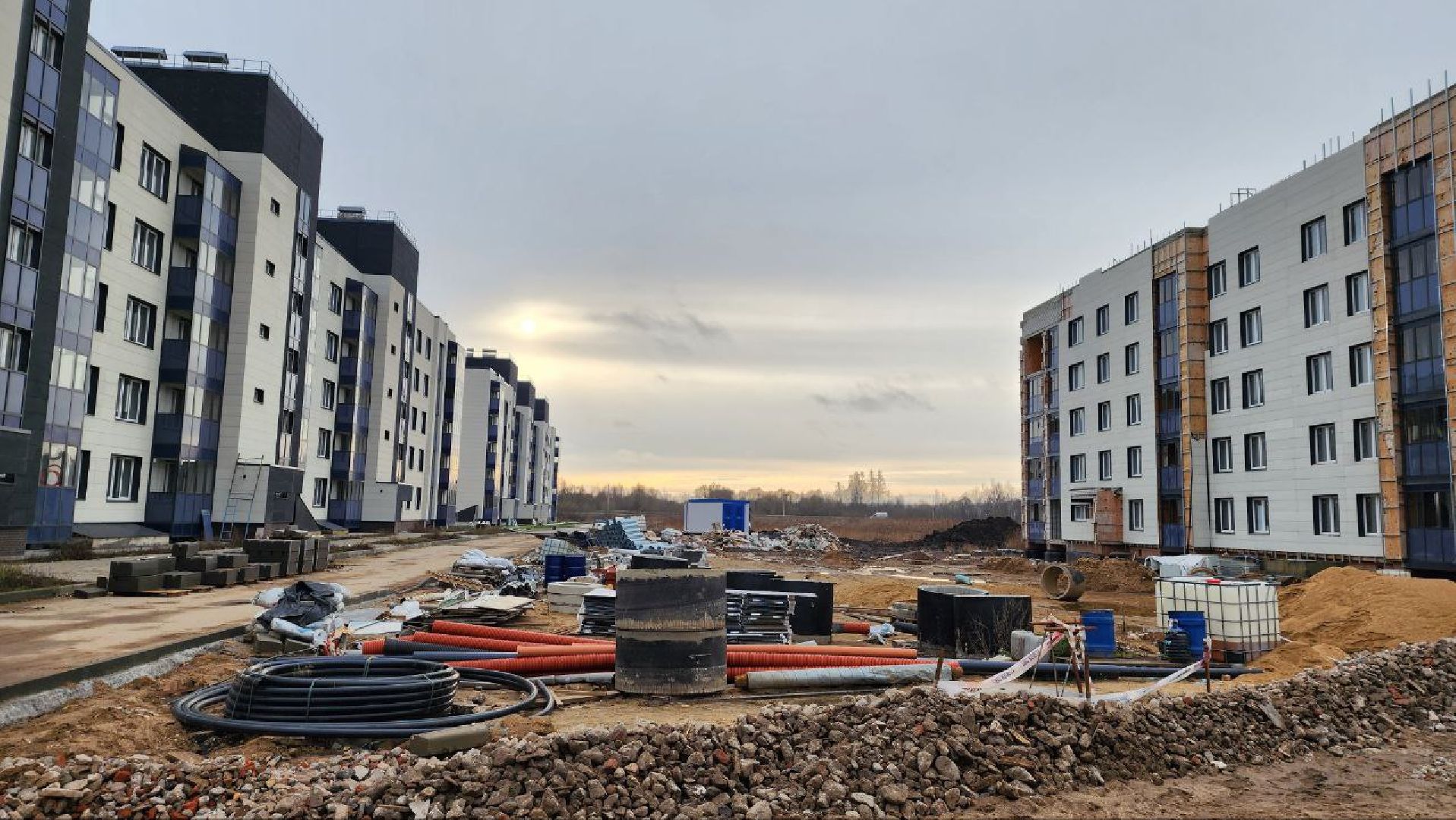 Дмитров, Яхрома, Новостройки в мкр Левобережье, Расселение из аварийного жилья, Минстрой,