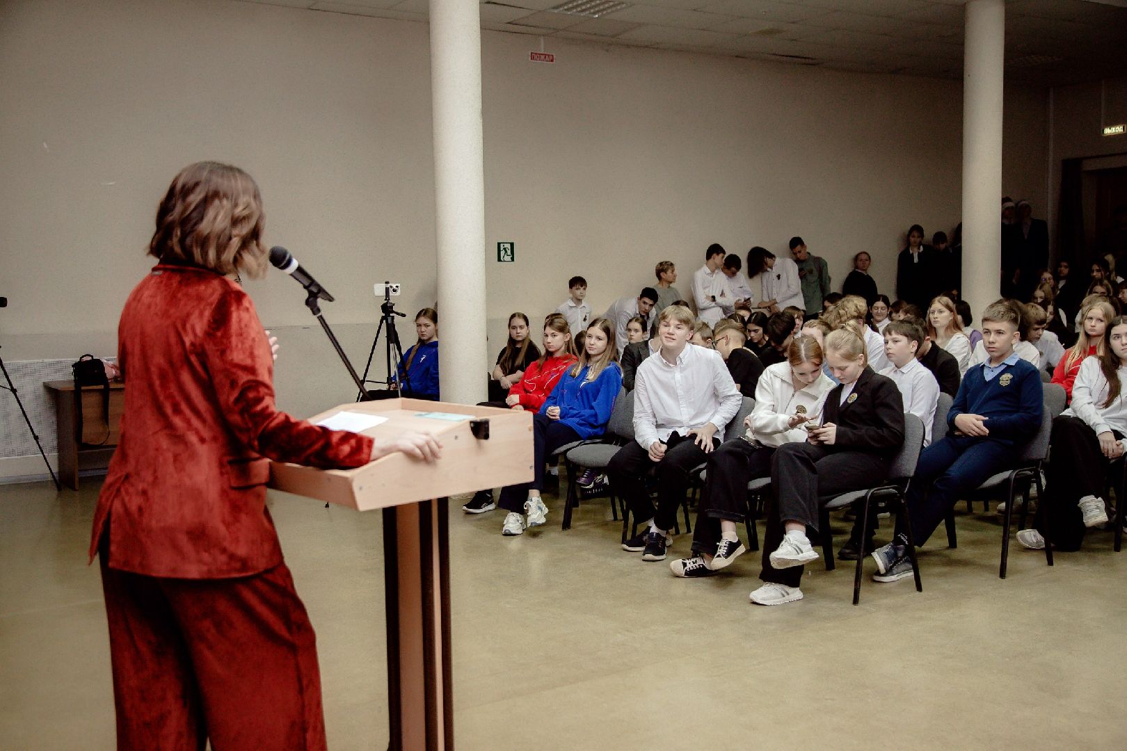 ирина безрукова, сош чуйкова,  образование, чтецкие программы,серебряные пруды,