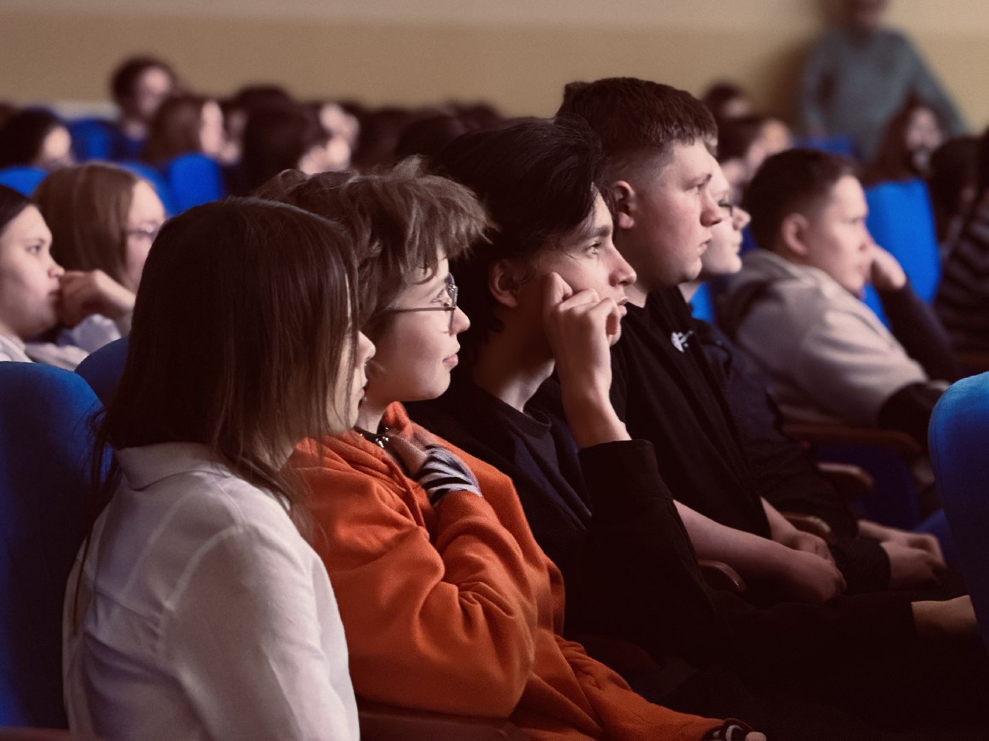 Раменское, раменский молодежный центр, молодежный театр первопроходцы, молодежь, театральный перфоманс,