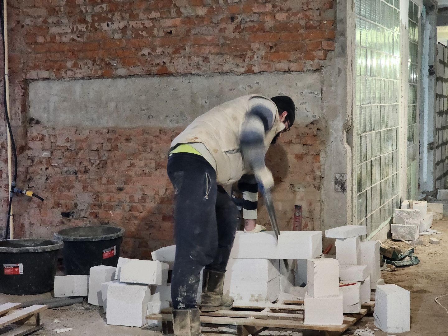 пушкинский городской округ,софрино, софринский образовательный комплекс, капитальный ремонт, демонтажные работы, возведение стен,