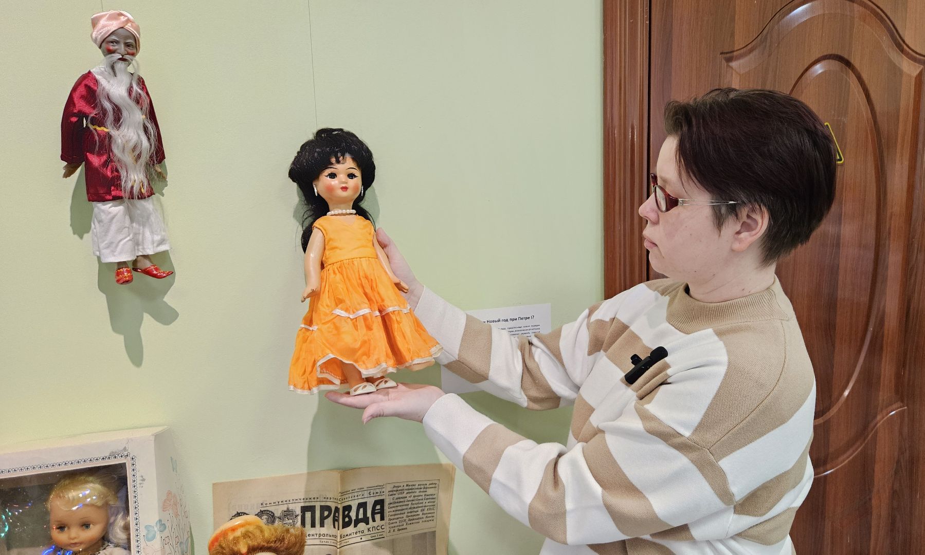 долгопрудный, долгопрудненский историко-художественный музей, старинные вещи,  куклы, куклы из ссср, игрушки, новый год, реставратор, реставрация кукол,