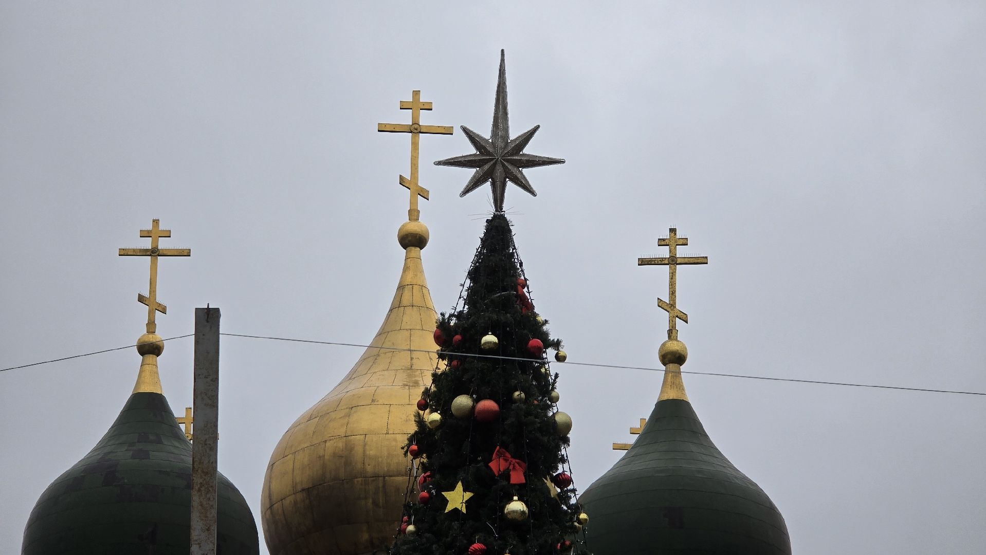 Коломна , новогодняя елка, зима в подмосковье, подготовка к новому году,