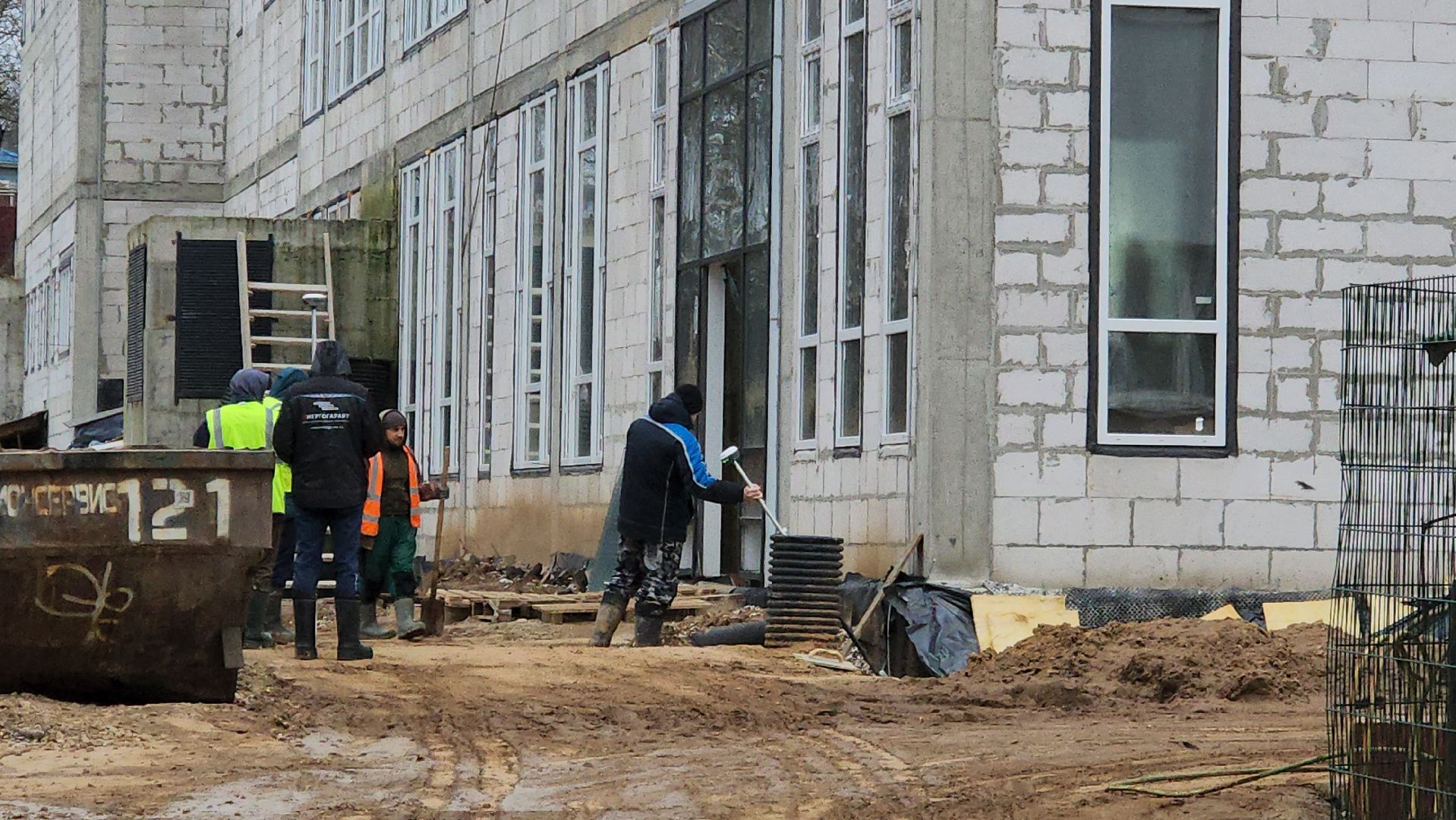 истра, строительство школы, пристройка к школе,