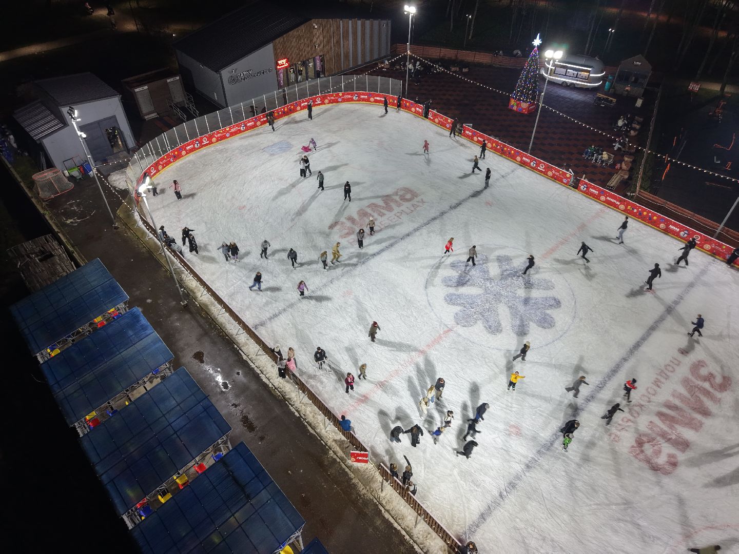 видео с коптера, каток в люберцах, зима в  подмосковье, наташинский парк,