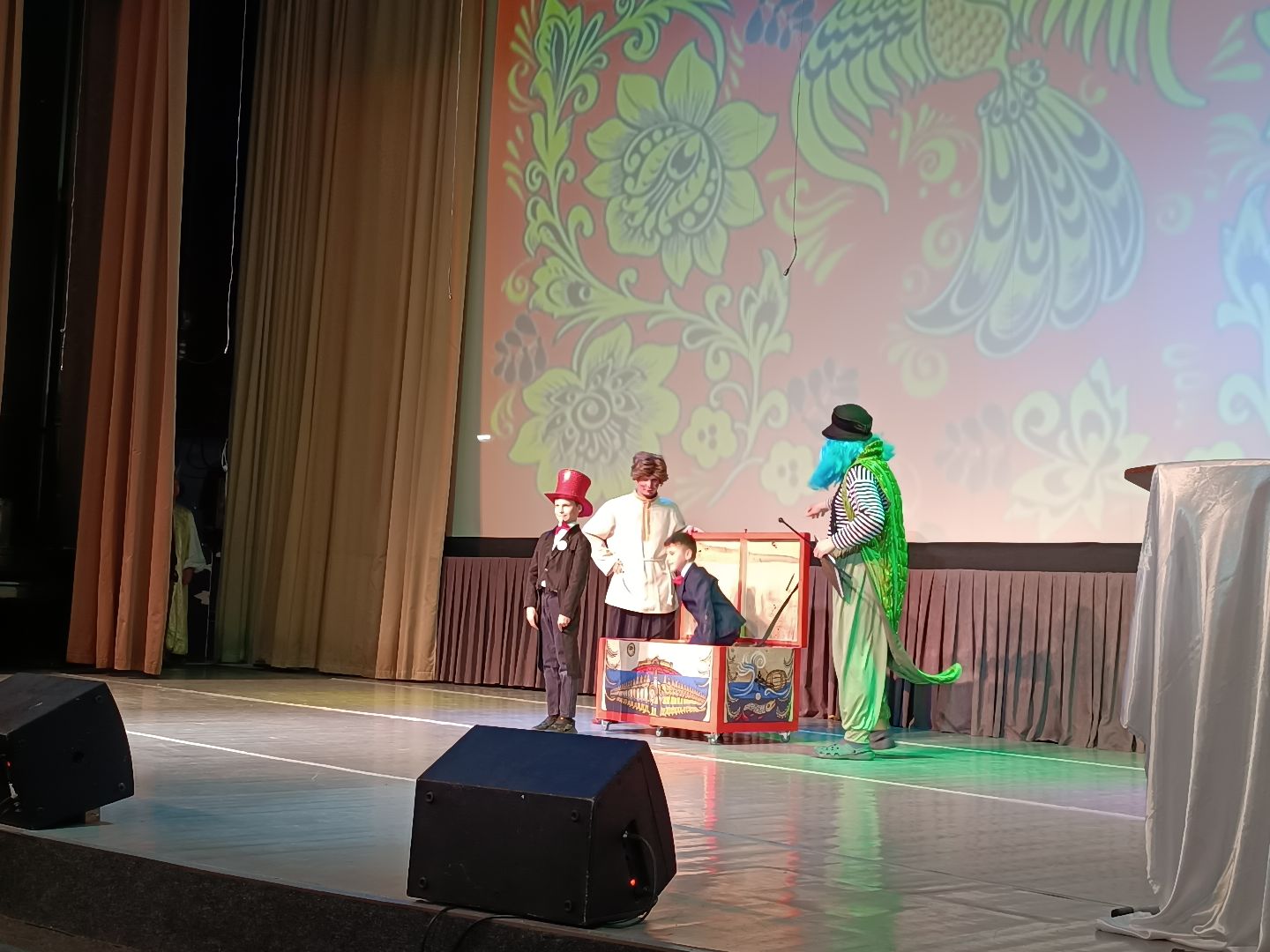 Лобня, культура, театр