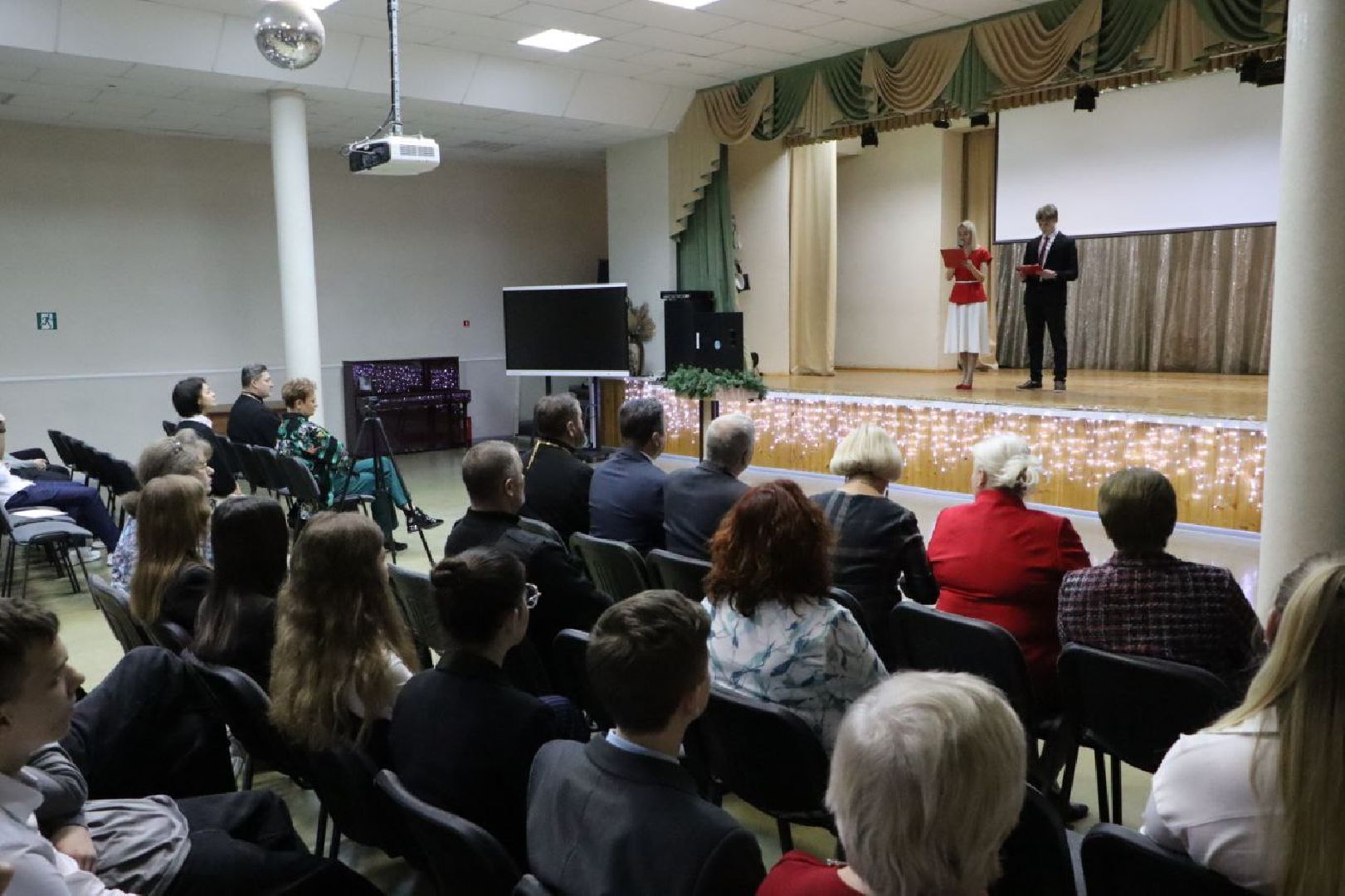 серебряные пруды, рождественские чтения, рудн, Галина аксенова, Елена княжева-карцева, СОш чуйкова,