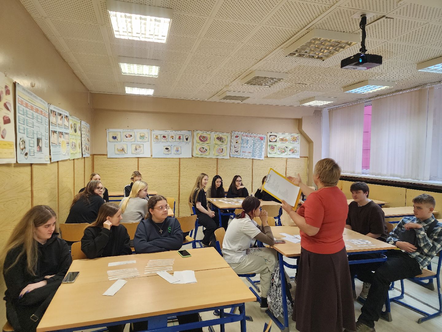 Подольск , студенты, день конституции,