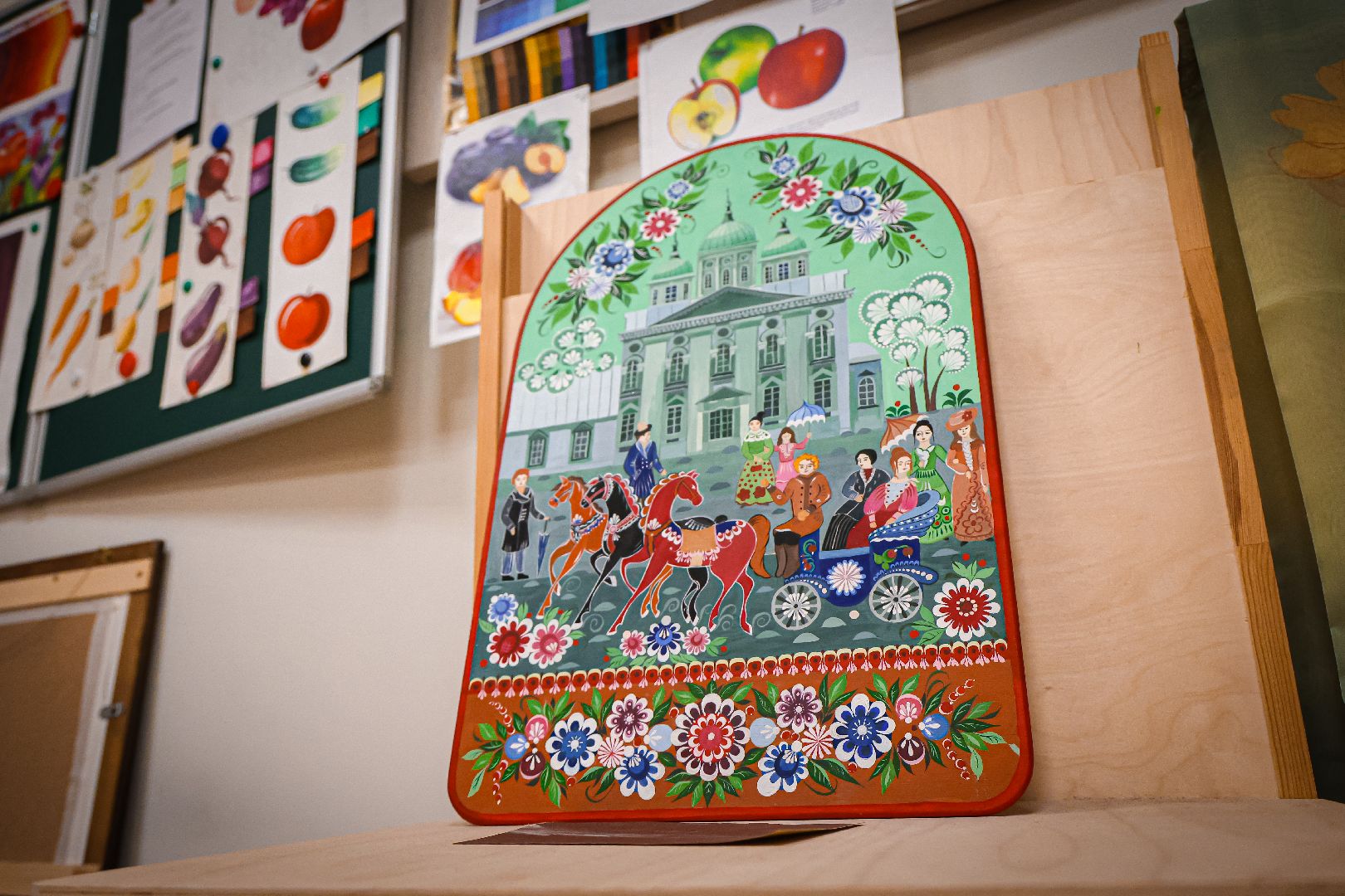 клин, общество,  культура, выставки, городецкая роспись, подмосковье,