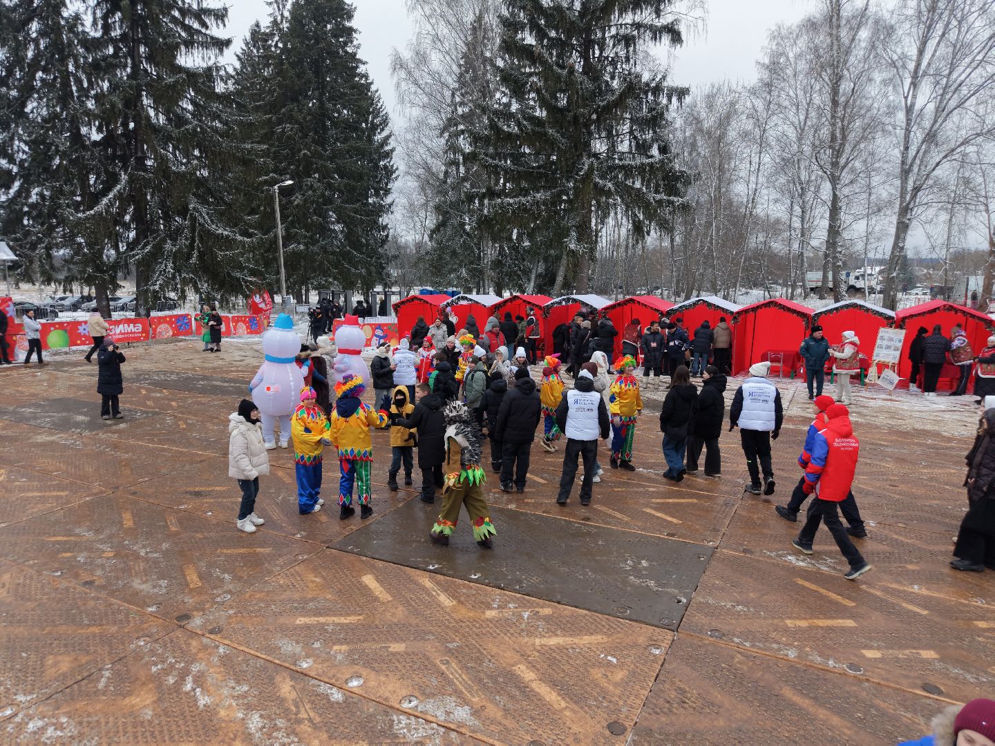 видео с коптера, новогодняя ель, ель из рузы в кремль,