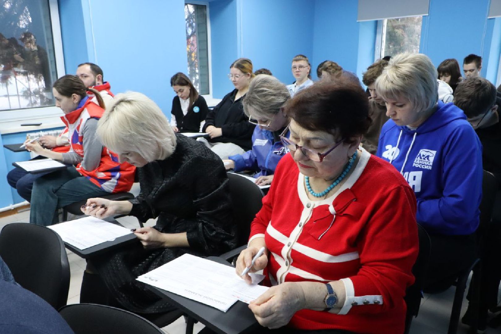 могок, серебряные пруды,     молодежный парламент, правовой экзамен день конституции рф,