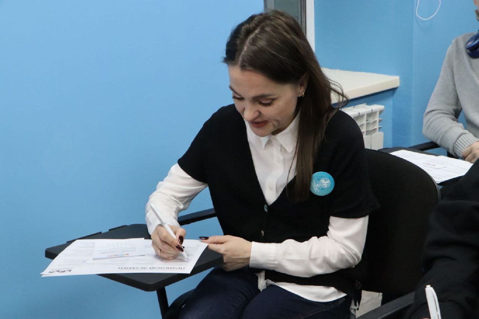 могок, серебряные пруды,     молодежный парламент, правовой экзамен день конституции рф,