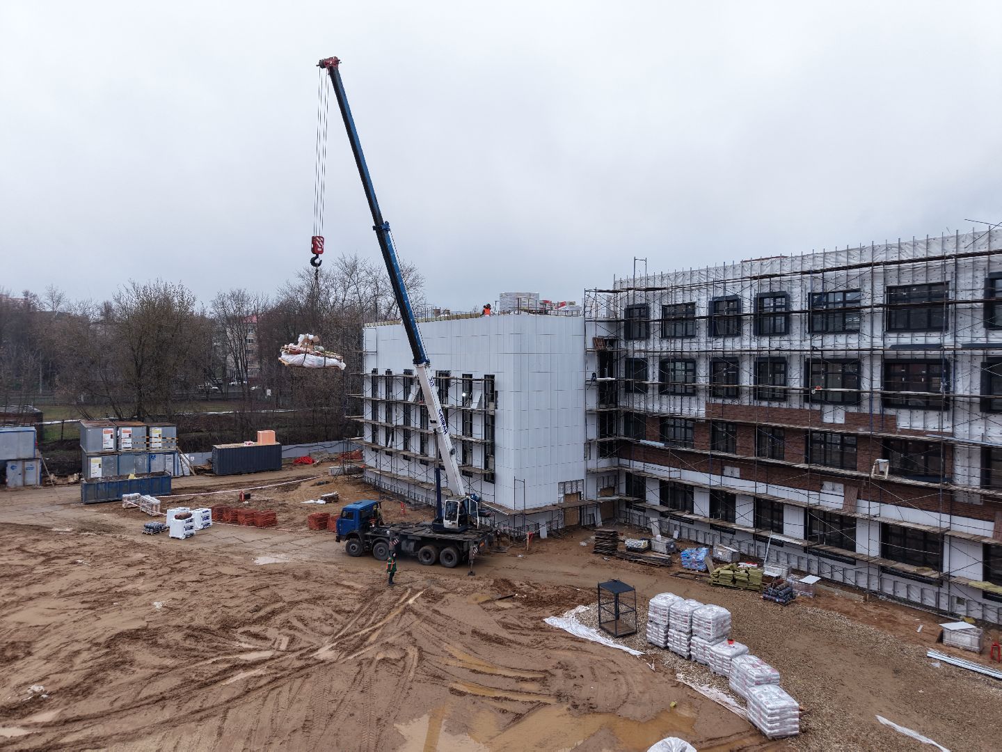 видео с коптера, пристройка к школе 16 в подольске,