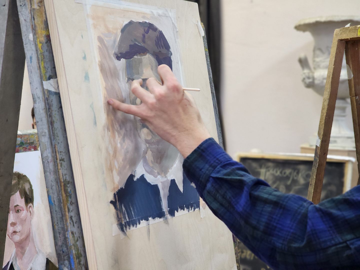 сергиево-посадский городской округ, хотьково, абрамцево,  абрамцевский колледж, художественно-промышленный колледж, декоративно-прикладное искусство, живопись, графика, рисунок, выставка,140-летие абрамцевского колледжа,