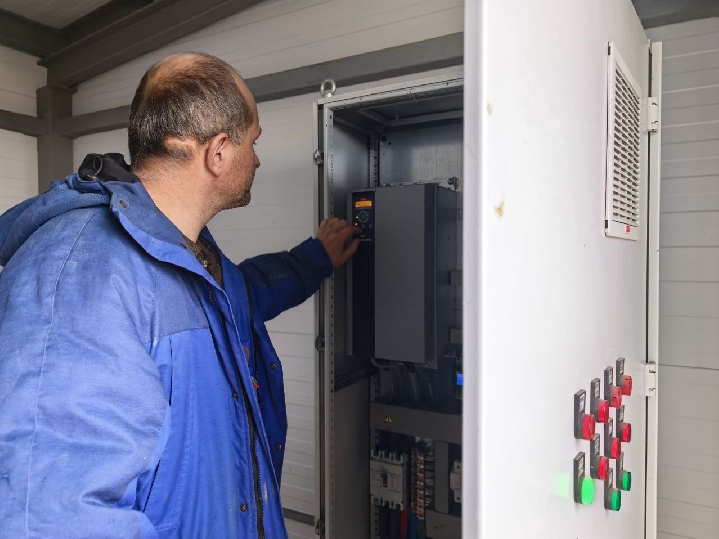 серебряные прулы, взу на свободной, жкх,