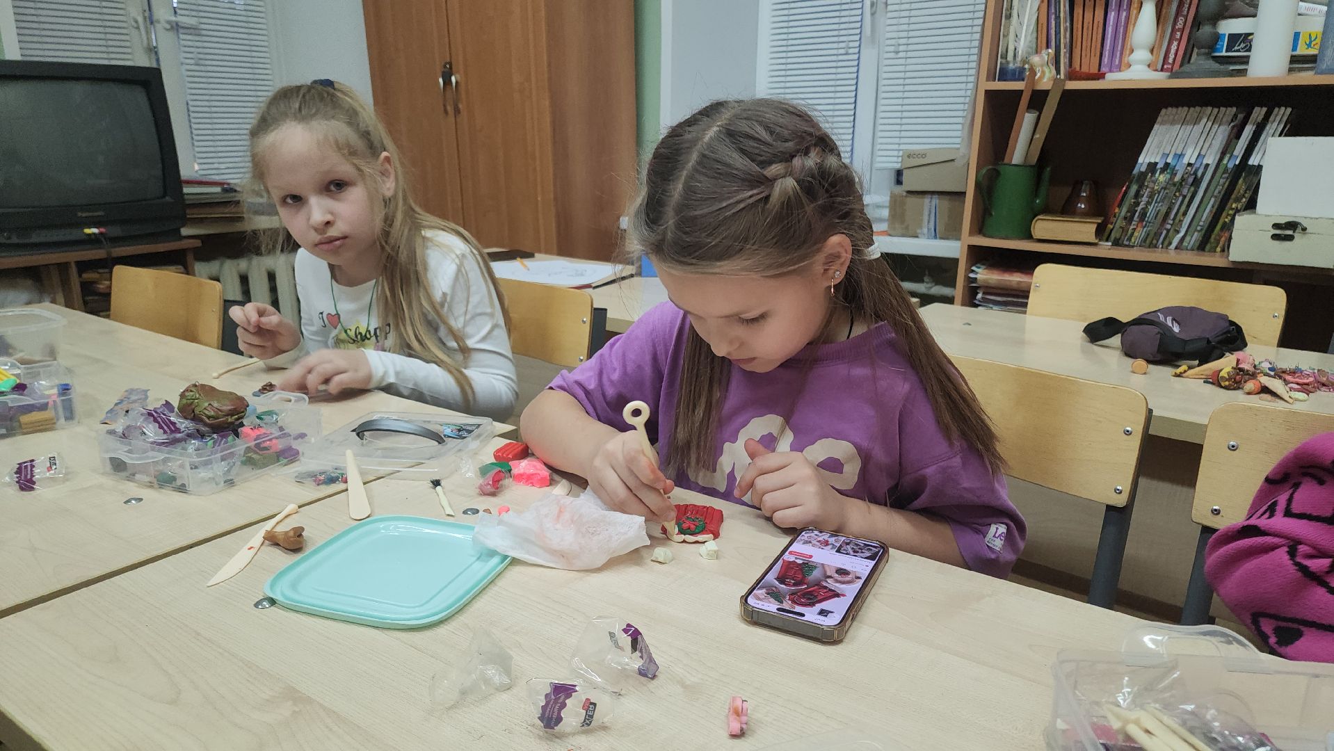 кашира, детская школа искусств, полимерная глина, поделки, новый год, фотозона,