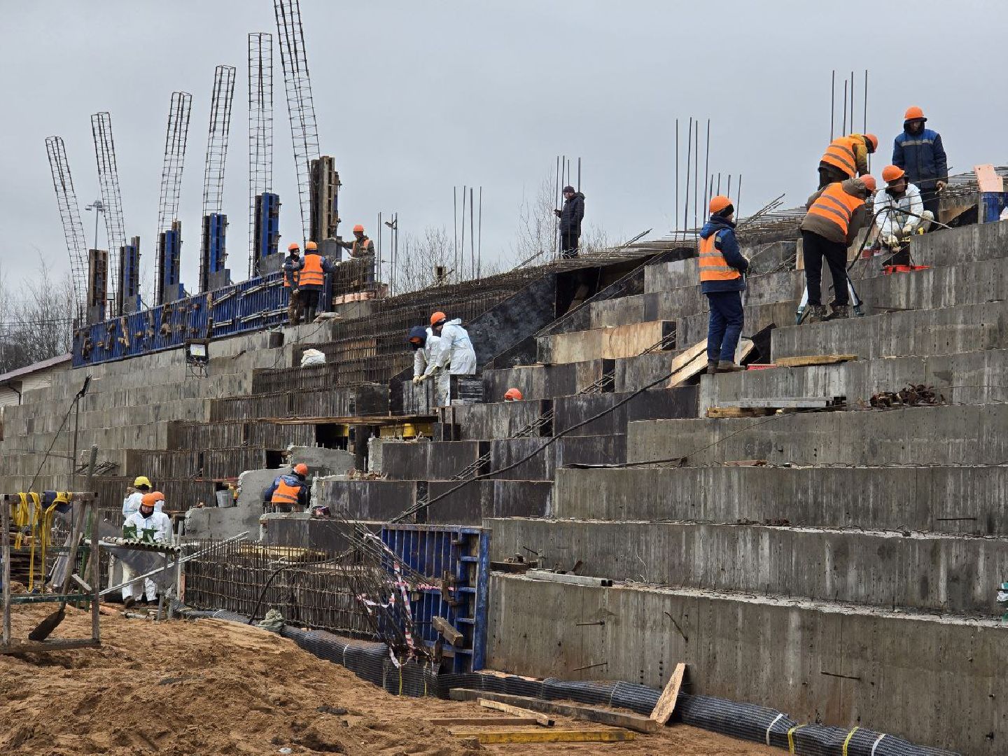 можайск, можайский муниципальный округ, подмосковье, реконструкция городского стадиона, стадион Спартак, строительство, Строительство и капитальный ремонт объектов социальной инфраструктуры, госпрограмма,спорт,