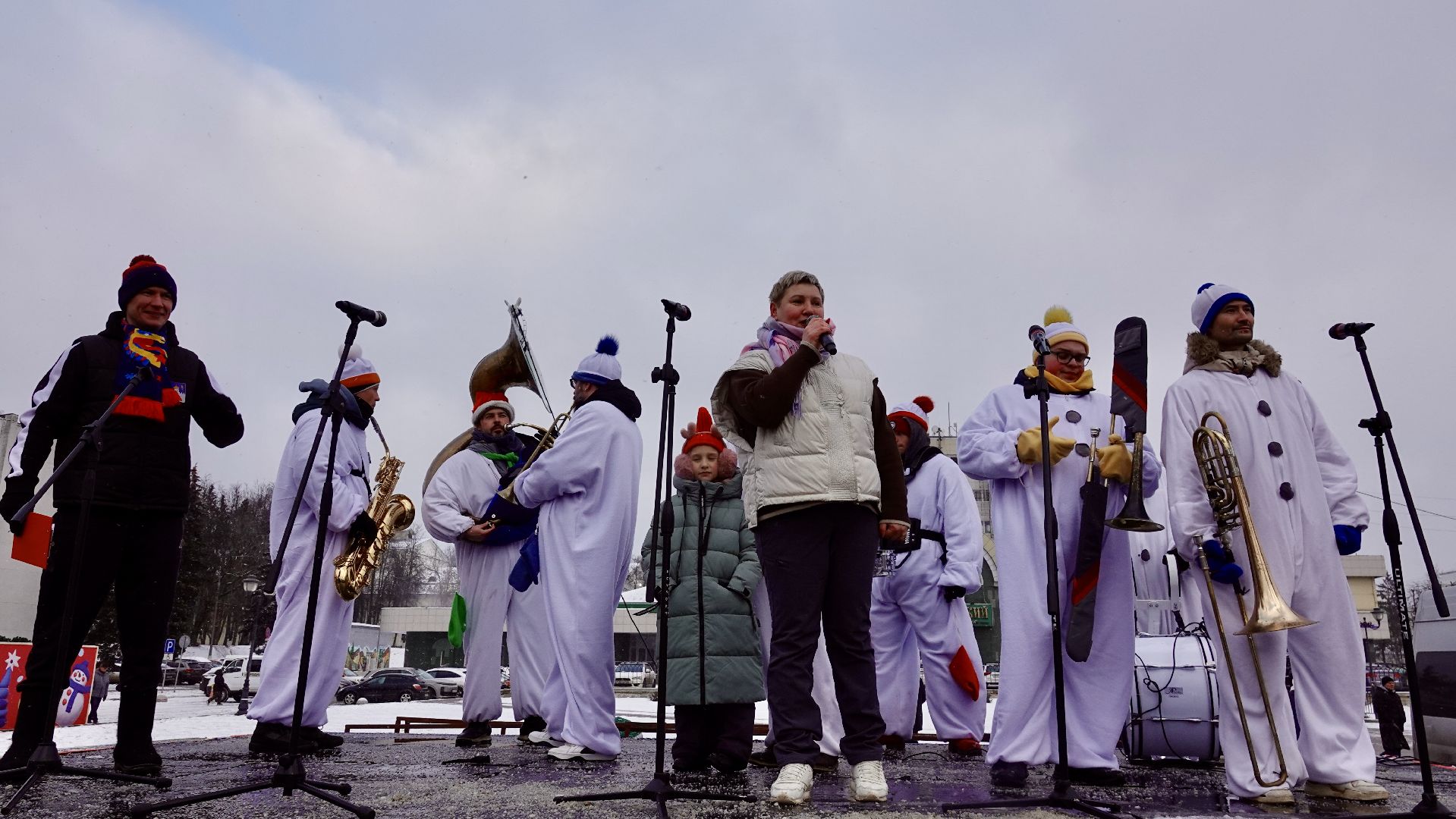 зима в подмосковье , сергиев посад , сергиево-посадский городской округ, парад дедов морозов  , новый год,