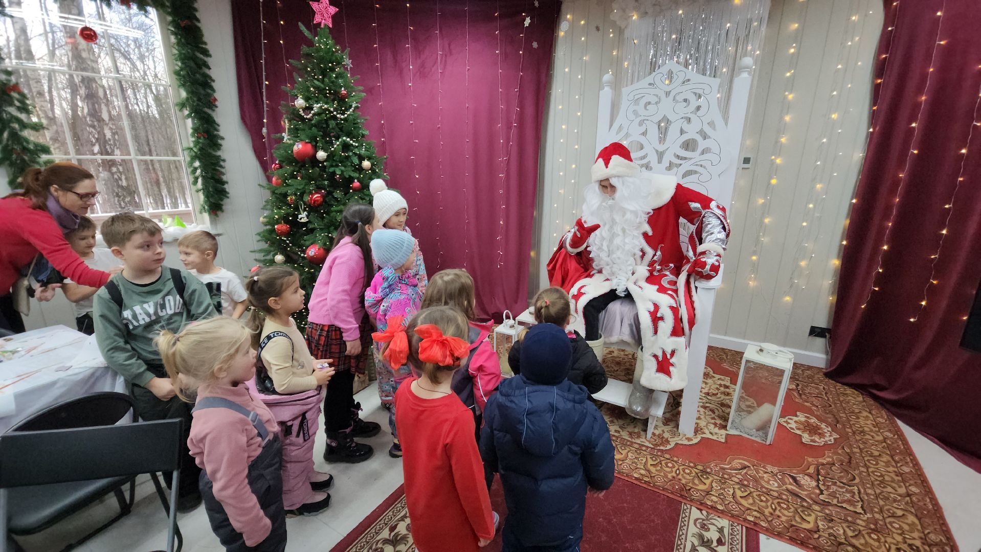 зима в  подмосковье, красногорск, дед мороз, городской парк,