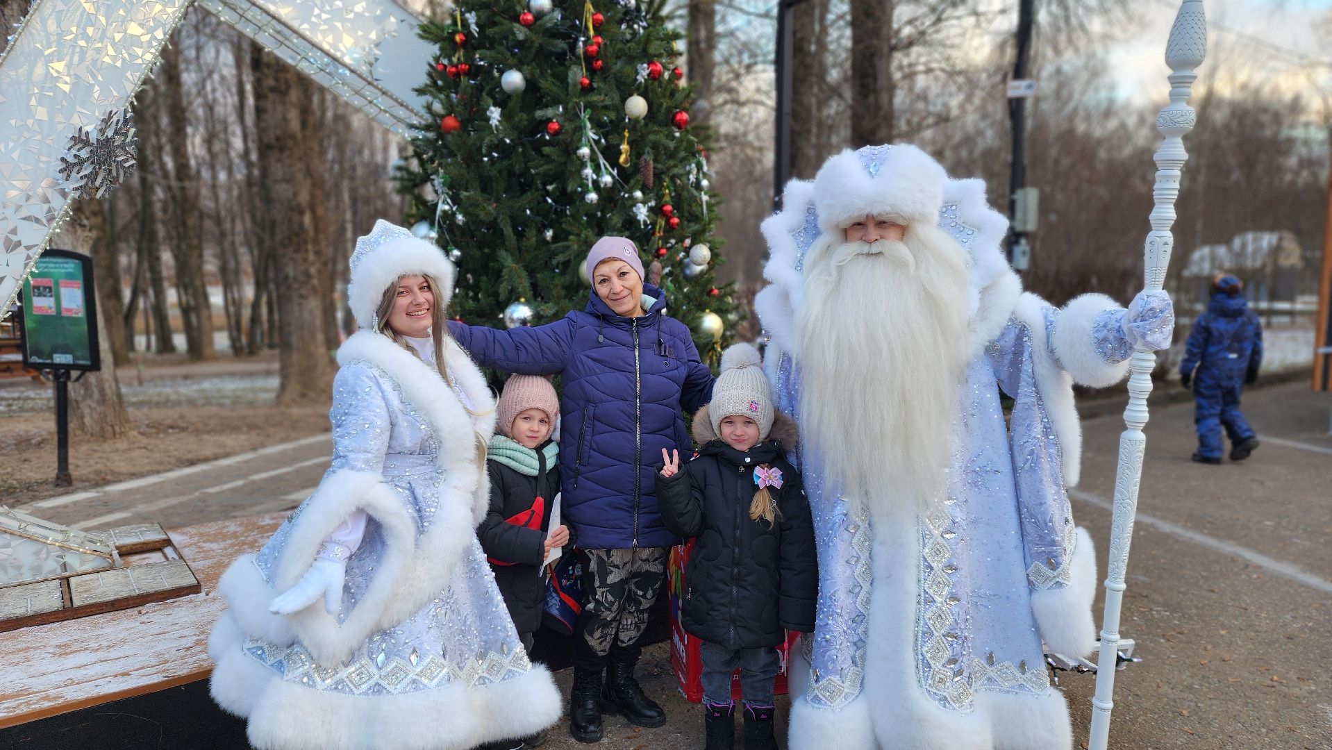 клин, сестрорецкий парк, парки сказки торжество, дед мороз,  зимв в подмосковье,