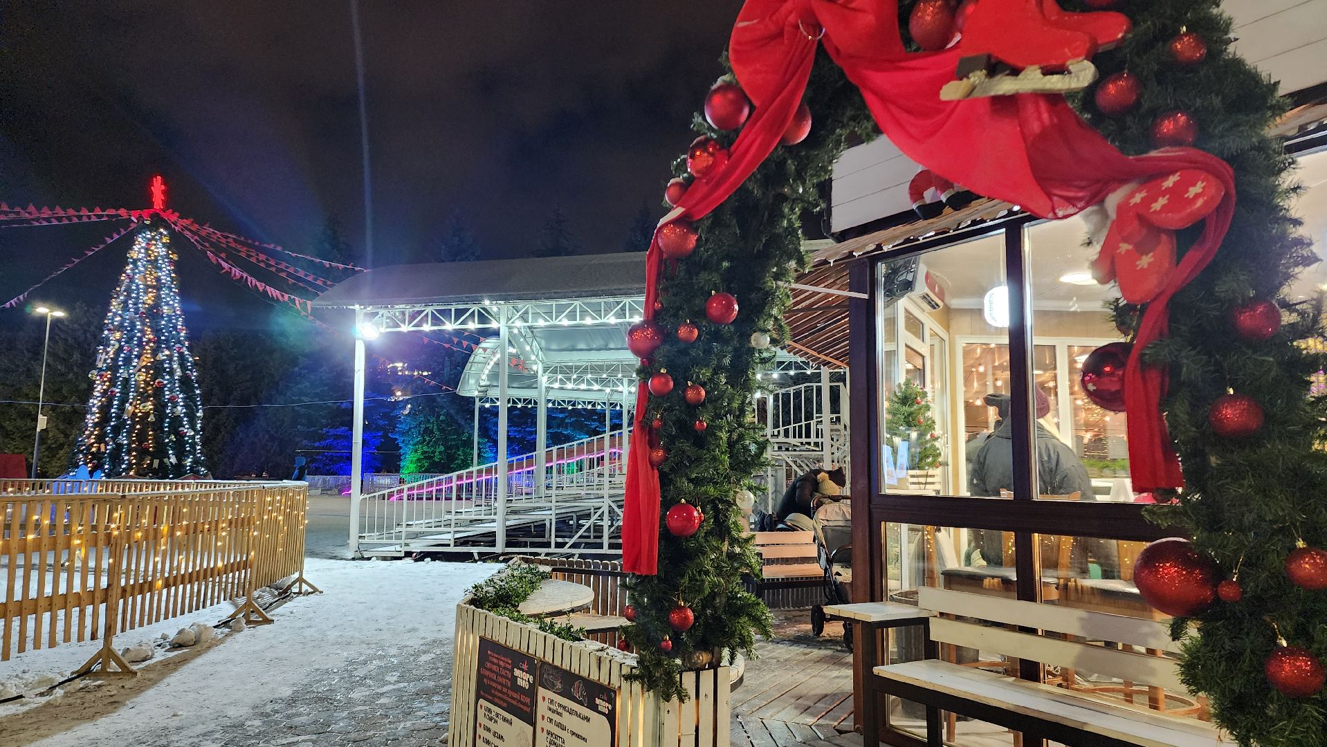 резиденция деда мороза, дед мороз, новый год, культура, парк , парк культуры, парк отдыха, дети,  семья, хоббии, каток, письмо деду морозу,  зима в  подмосковье,