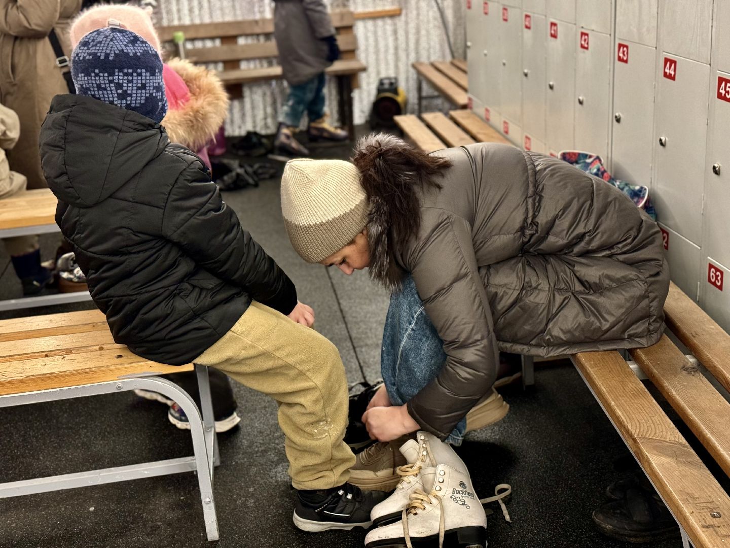 каток в видном, ленинский городской округ, зима в  подмосковье,