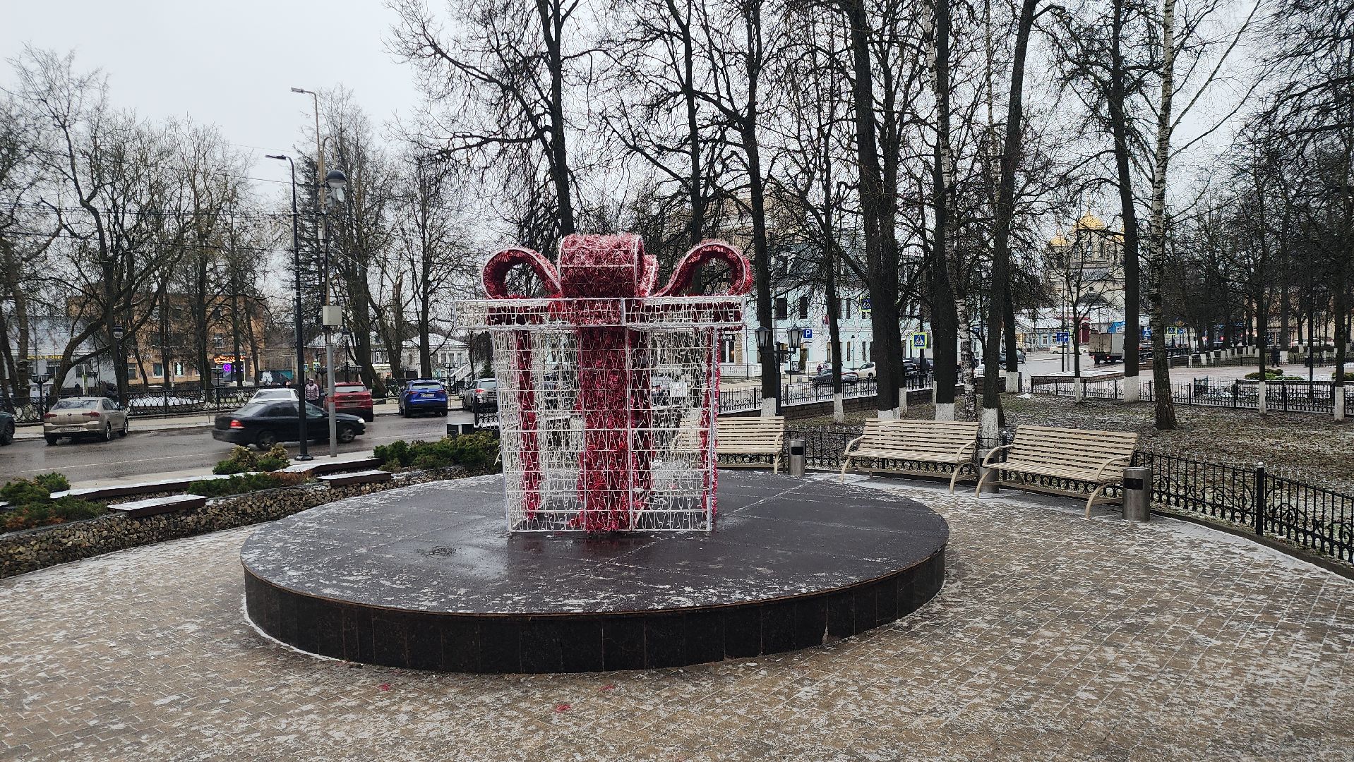 Новый год , Обшество , Конкурс елок во дворах и подъездах ,