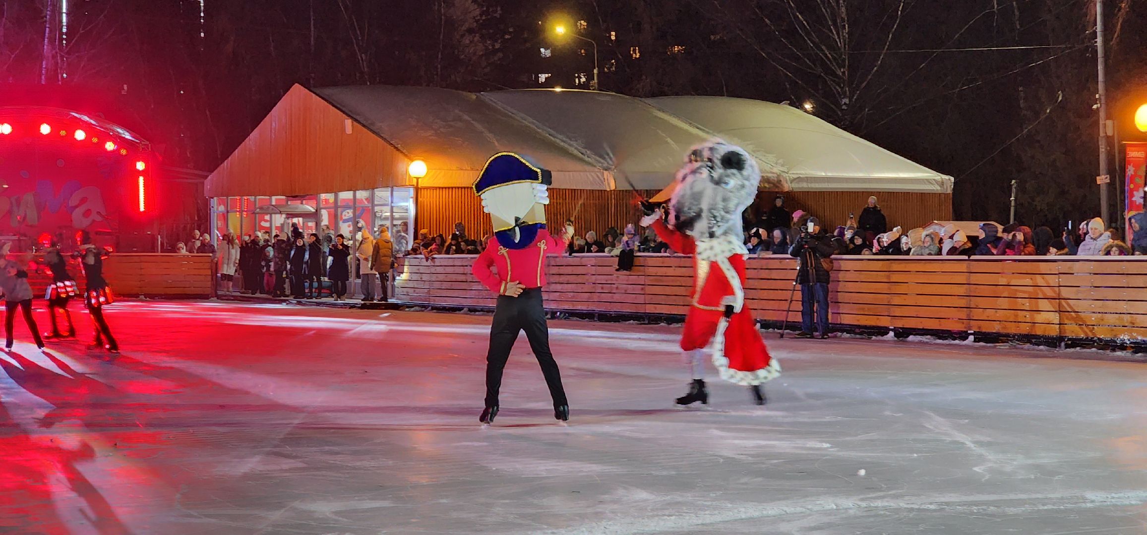 Химки, зима в подмосковье, Каток, Новый год,