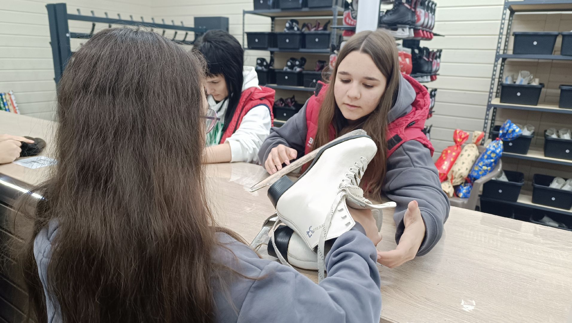 каток, лобня, парк,