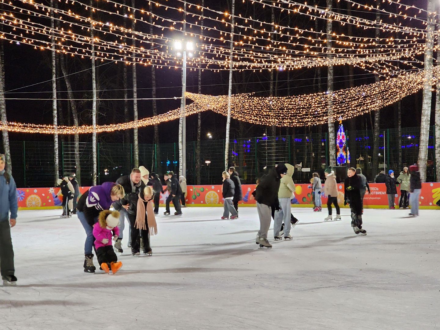 Ногинск, каток, Активый отдых, Общество, катание в парке, коньки,