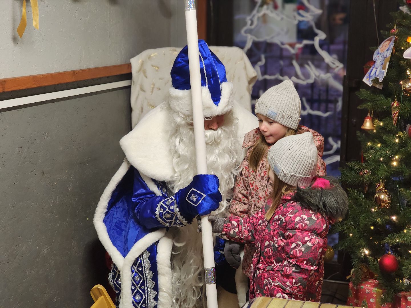 королёв, зима в подмосковье,  резиденция деда мороза, дед мороз в королеве,  парки подмосковья,