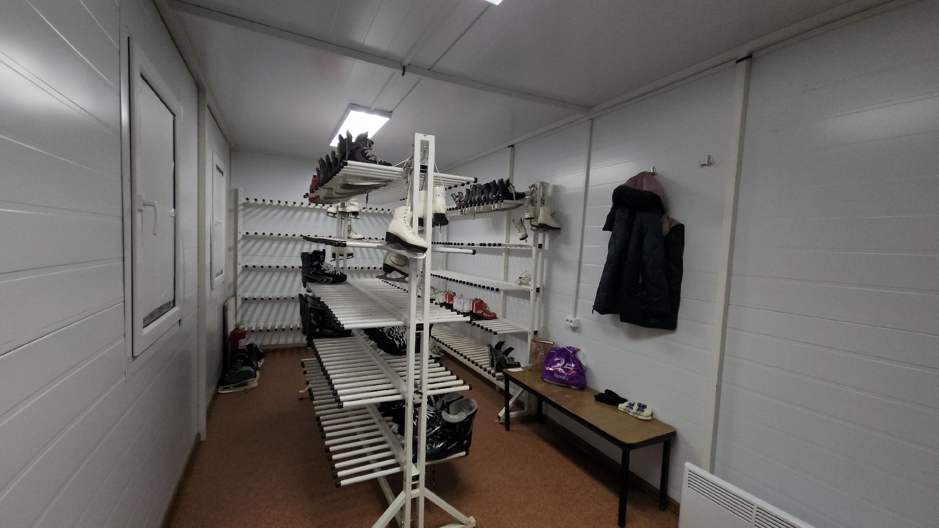 красногорск, массовые катания, коньки, зима в  подмосковье,