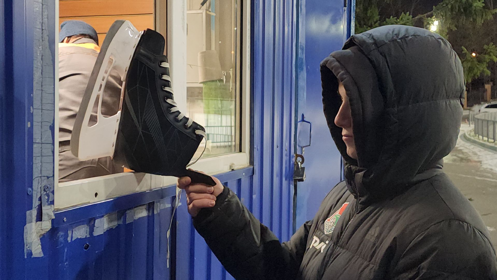 красногорск, массовые катания, коньки, зима в  подмосковье,