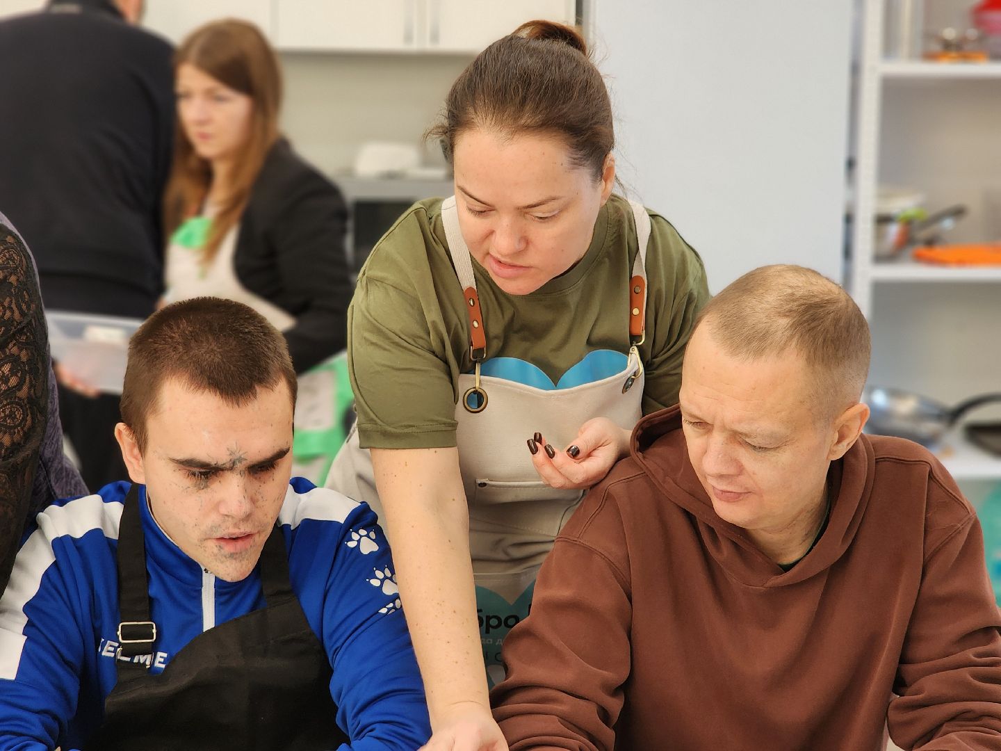 сергиев посад, сергиево-посадский городской округ, центр мещерякова, кулинарный мастер-класс, группа дюна, виктор рыбин, наталья сенчукова, концерт для бойцов, ветераны сво, реабилитация участников  сергиев посад, реабилитация участников сво, реабилитационный центр,добро вера, волонтеры,