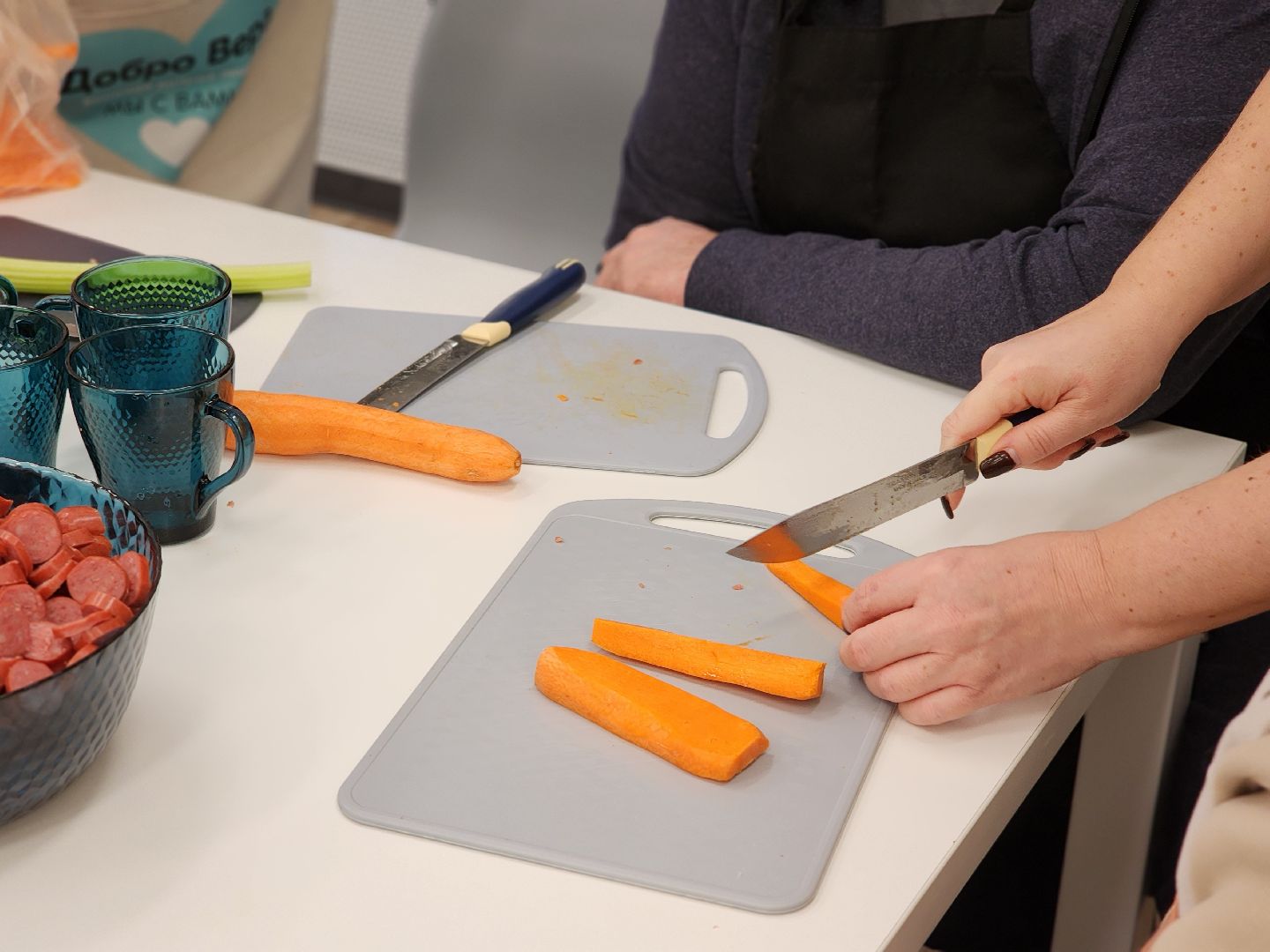 сергиев посад, сергиево-посадский городской округ, центр мещерякова, кулинарный мастер-класс, группа дюна, виктор рыбин, наталья сенчукова, концерт для бойцов, ветераны сво, реабилитация участников  сергиев посад, реабилитация участников сво, реабилитационный центр,добро вера, волонтеры,