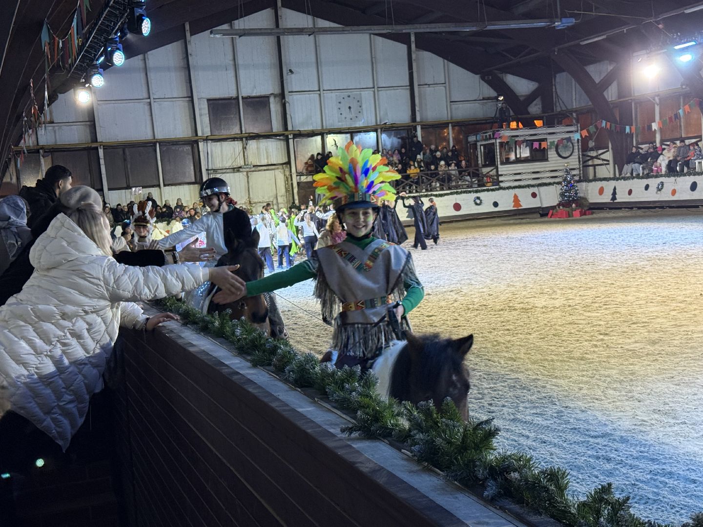 Котельники, Новогодняя елка, Глава, Белка, Лошади, Сказка,