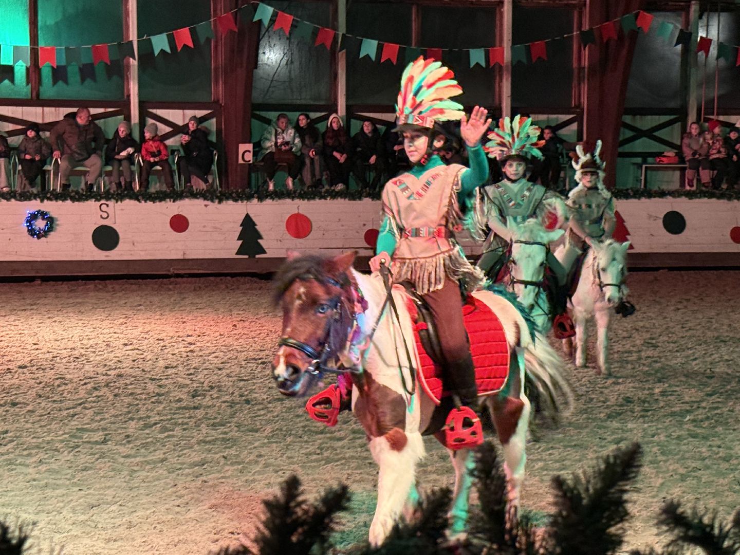 Котельники, Новогодняя елка, Глава, Белка, Лошади, Сказка,