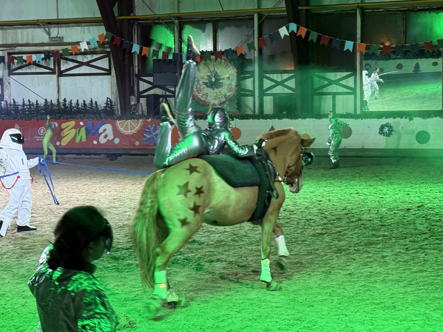 Котельники, Новогодняя елка, Глава, Белка, Лошади, Сказка,