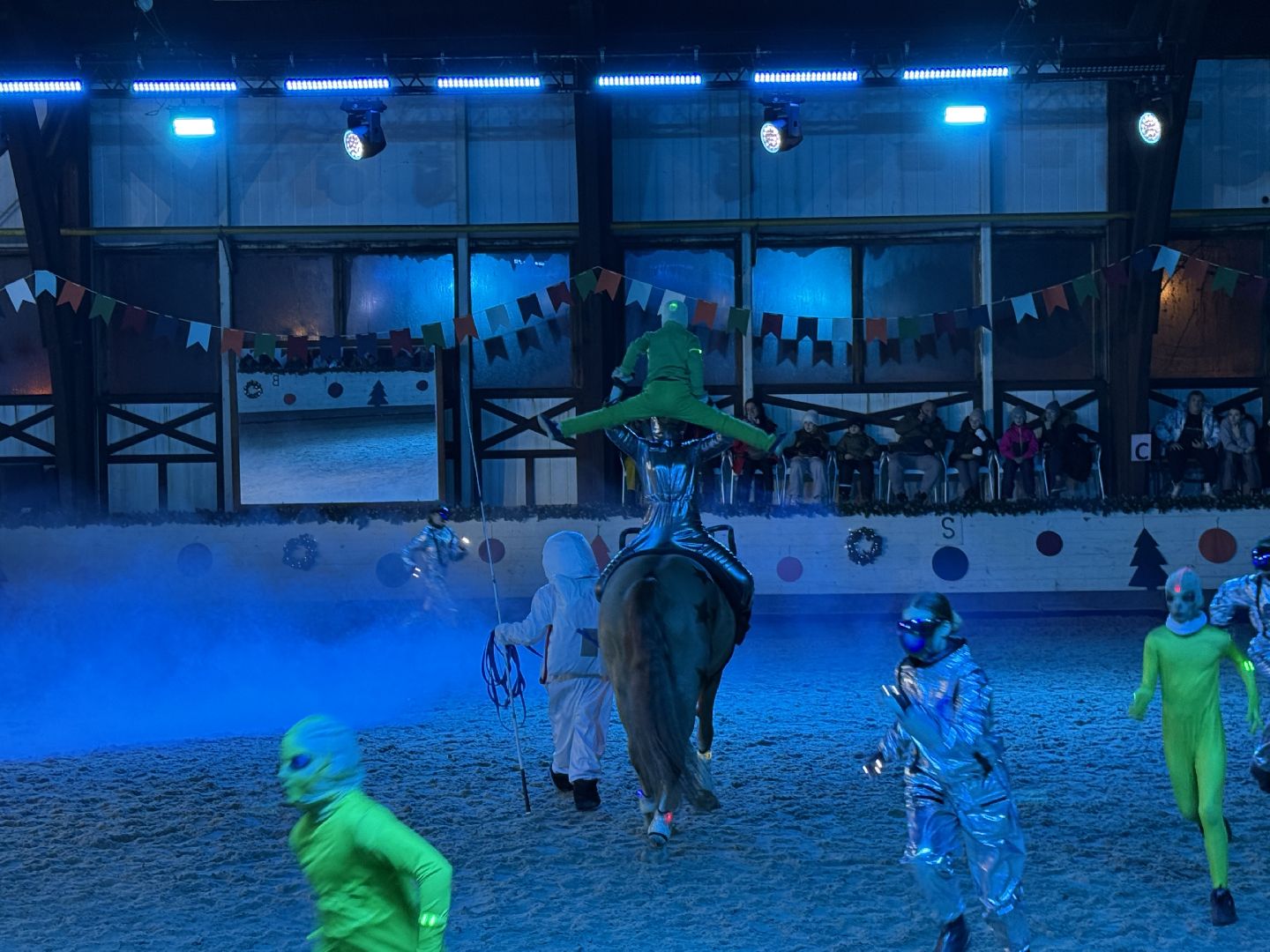 Котельники, Новогодняя елка, Глава, Белка, Лошади, Сказка,