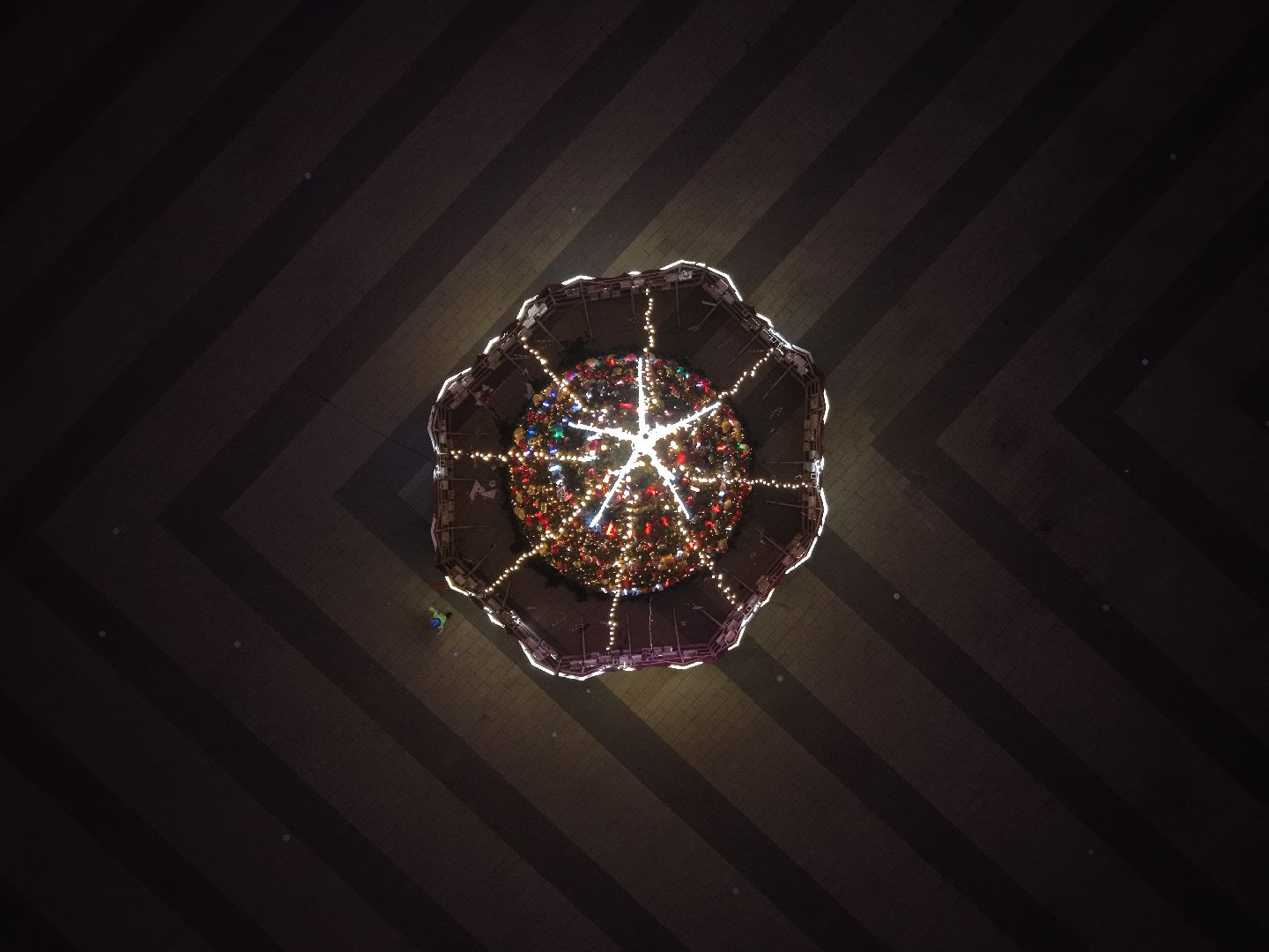 видео с коптера, елка в королеве, новогодняя елка на центральной площади королева,