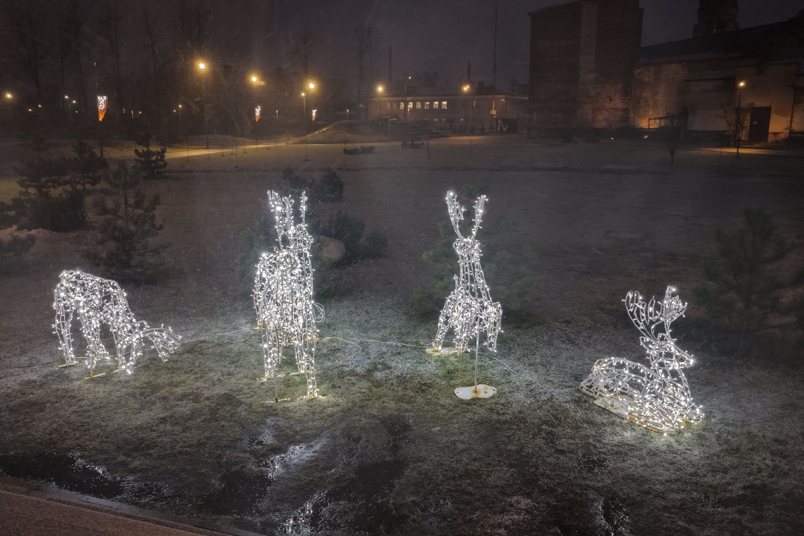 видео с коптера, новогодняя елка , елка в ликино-дулево,